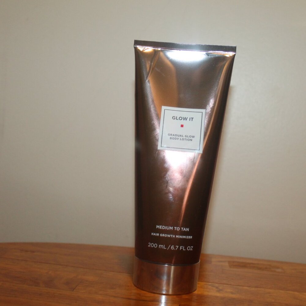 NEW Glow It Medium to tan Self Tanner + Hair Growth Minimizer